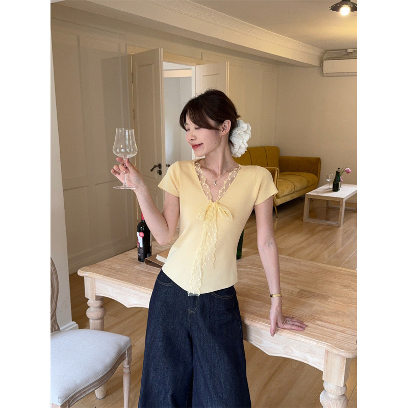 Summer Sweet Lace Strap V-Neck Short-Sleeve T-Shirt for Women Versatile Slimming Korean Style Knitted Top for Girls