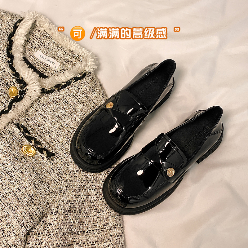 2025 primavera nuevo estilo británico de monedas de oro Lefour zapatos de tacones gruesos con suela suave zapatos de cuero de suela gruesa para mujeres
