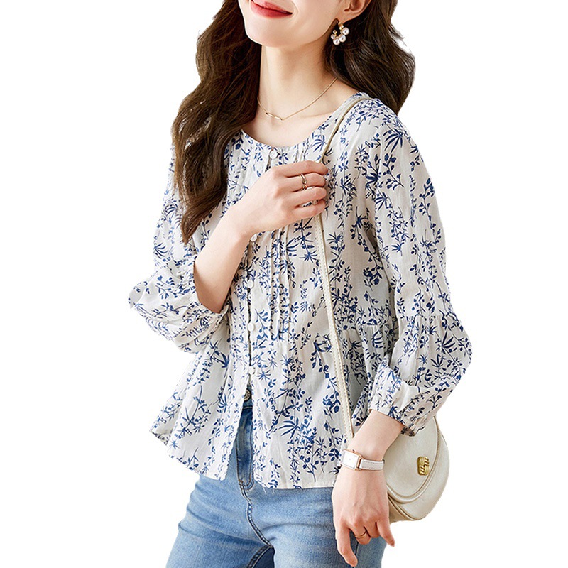 Directo de fábrica azul pequeña flor Camisa de algodón de las mujeres de manga tres cuartos verano nuevo floral elegante camisa joven top