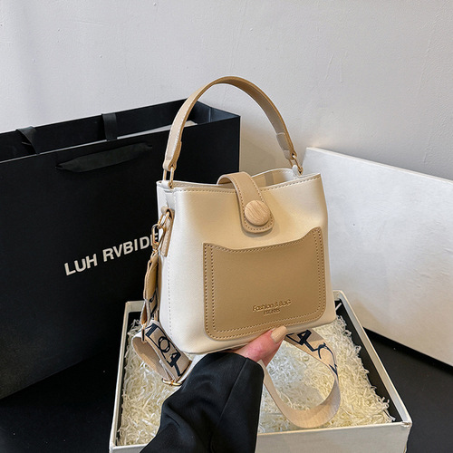 This year's popular bags 2024 new trendy spring and summer fashion women's top handle crossbody unisex versatile retro bucket bag