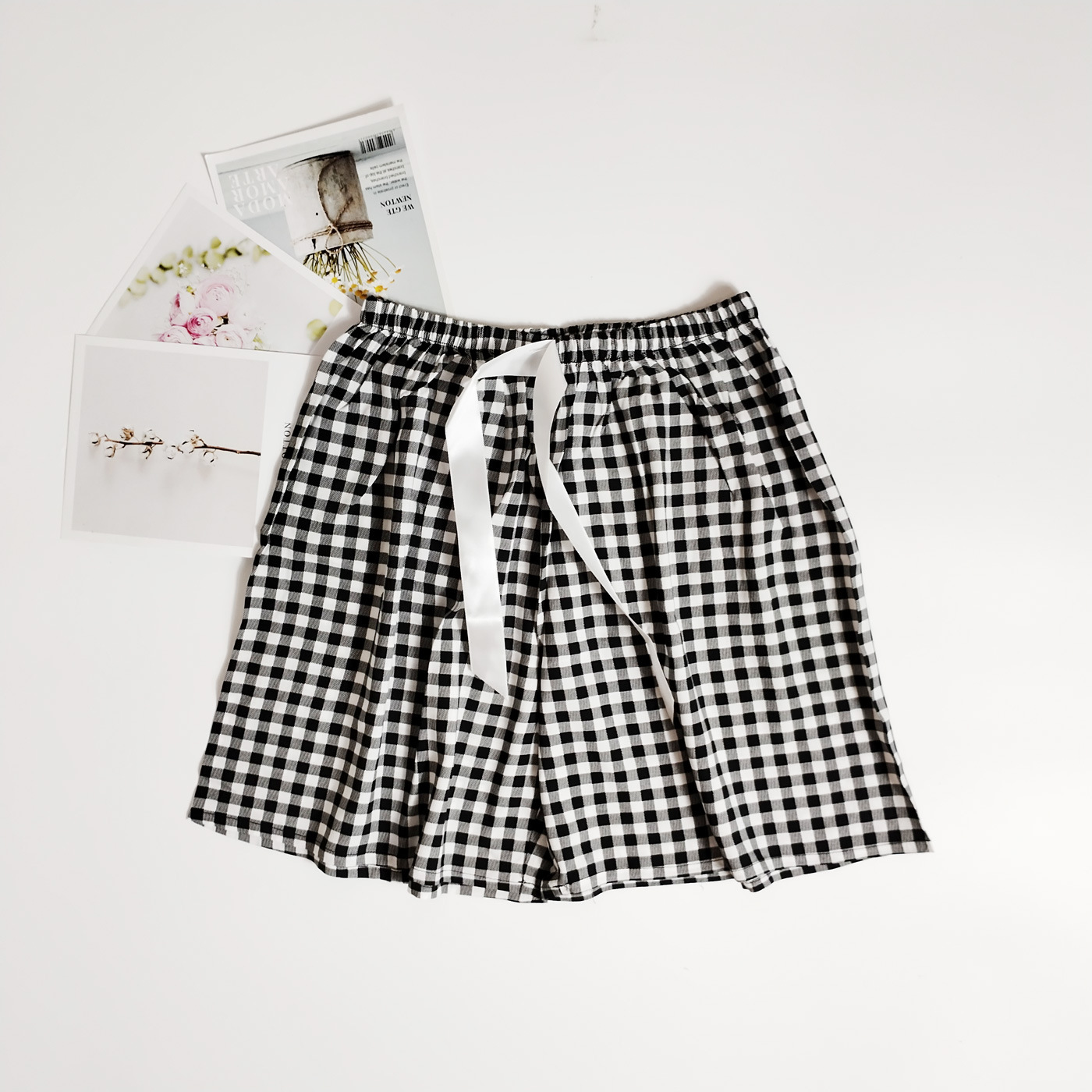 45 pantalones cortos de seda de algodón de verano delgados pijamas transpirables de algodón sintético ultra corto ropa de casa de gran tamaño de playa para mujeres