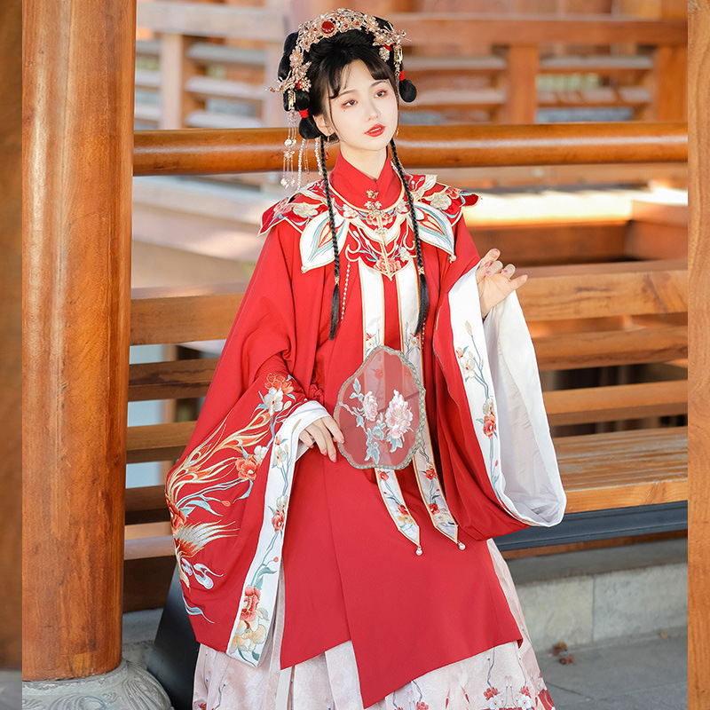 明制汉服女新款立领广袖长裙春秋季云肩马面裙套装红色婚嫁衣古装