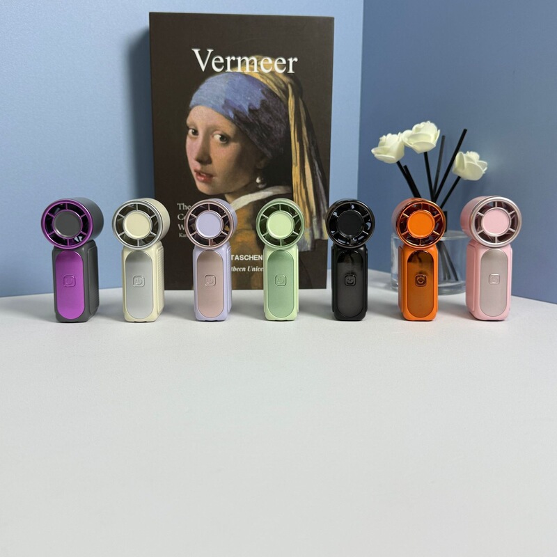 Cross-Border High-Speed Handheld Mini Fan Outdoor Portable USB Charging 100-Speed High-Speed Digital Display X688 Fan