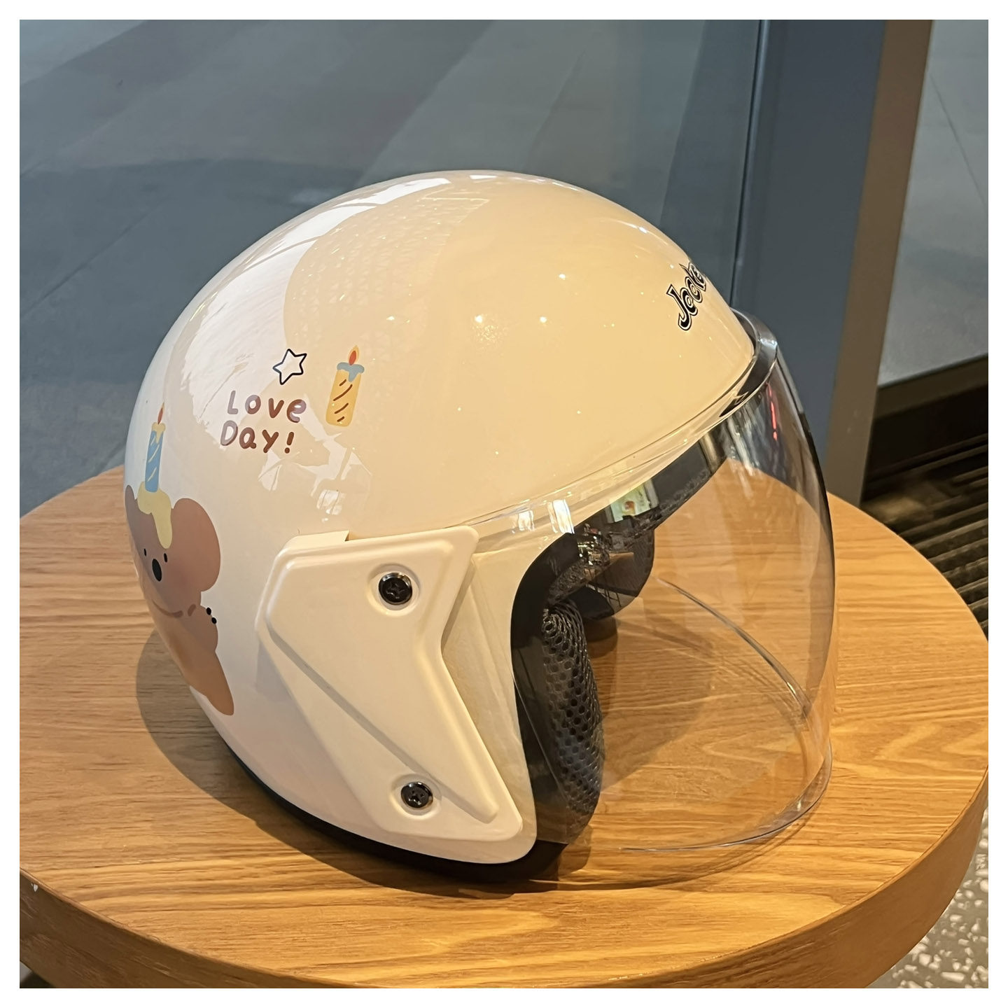 3C National Standard Certified Electric Vehicle Helmet, Men's and Women's Motorcycle Helmet, Four-Season Windproof Universal Cartoon Cute Safety Helmet