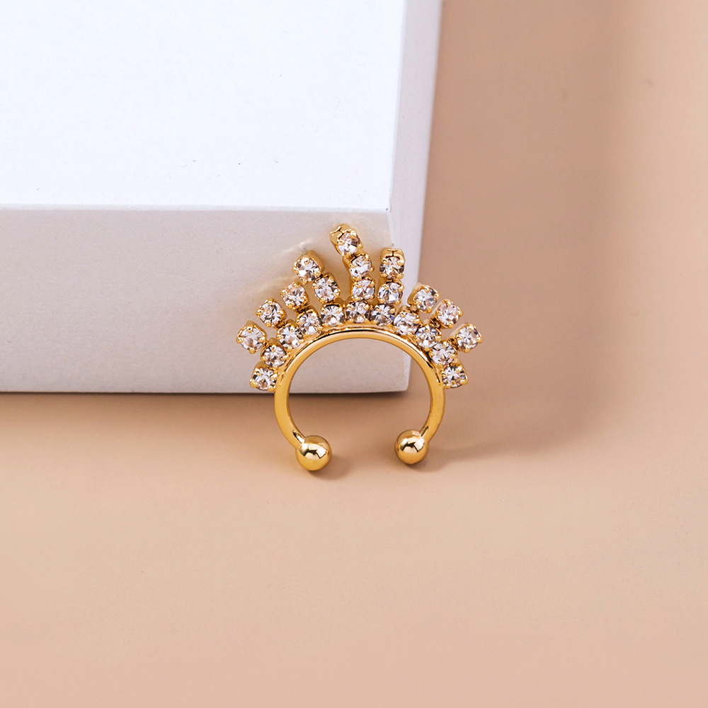 New Fashion Fringed Crystal Rhinestone Nose Ring Golden Flower Rhinestone Piercing Nose Ring display picture 2