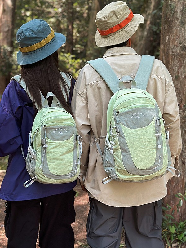 新款户外运动徒步登山包时尚拼接情侣款背包轻量化旅行便携双肩包|undefined