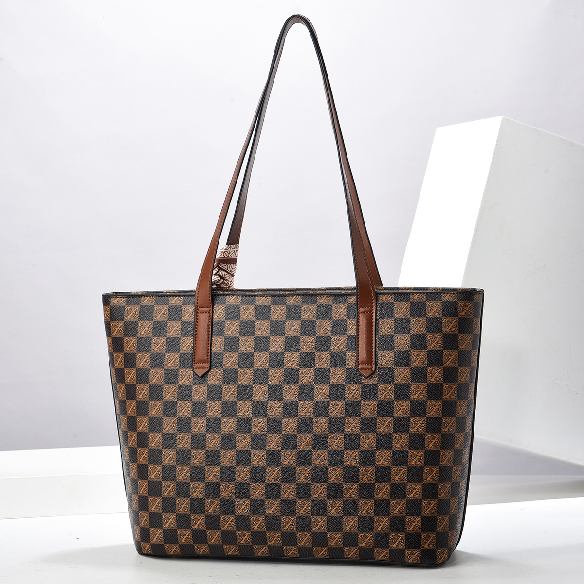 Bolsa de bolsas de ajedrez, bolsas de celosía, bolsas de hombro, bolsas de mano, bolsas de comercio exterior, bolsas de mujer, Taizhou