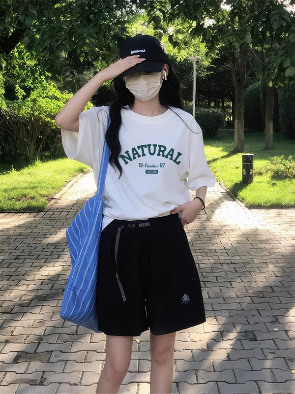 女性のための白い半袖 T シャツ 2025 新しいホットスタイル夏の純粋な綿痩身インナールーズボトムシャツ半袖トップ|undefined