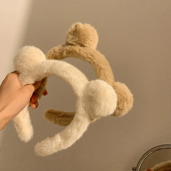かわいいぬいぐるみの熊の耳のカチューシャはファッション的に顔を洗ってカチューシャをつけてマスクの頭を飾って秋冬の女性の子供の頭のカチューシャを飾ります。