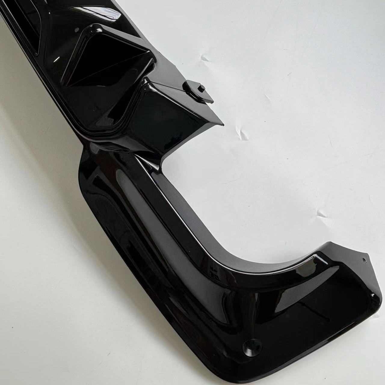 Suitable for Bmw X3 G01 2017-2019 Competition Model Rear Lip with Dual Outlet Rear Diffuser