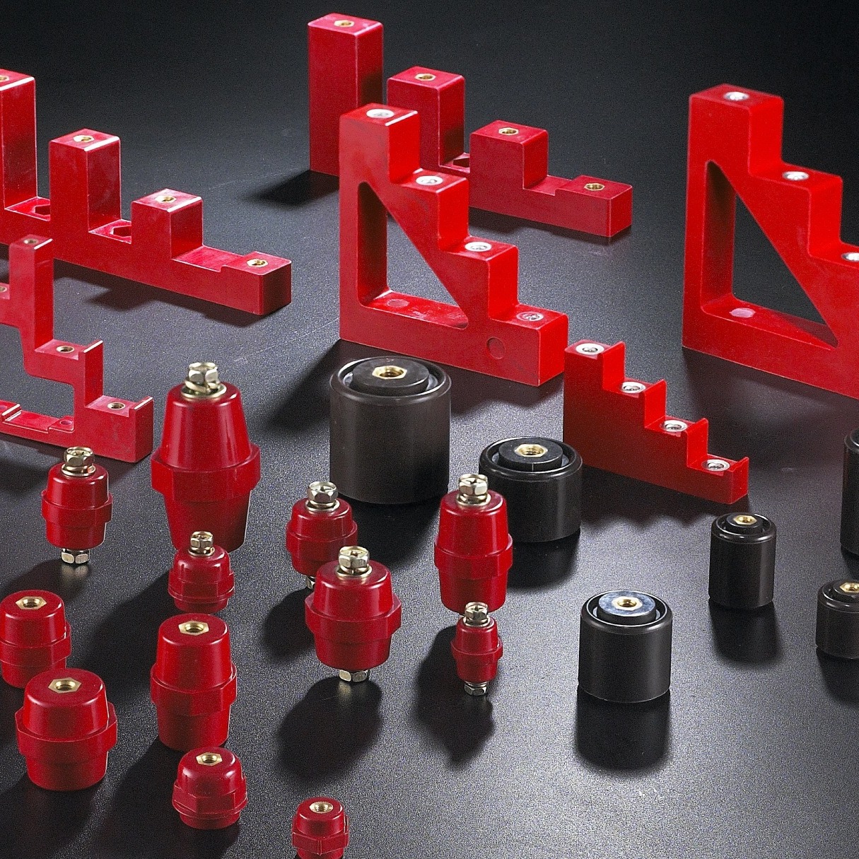 厂家自销 绝缘子SM-100 黄铜嵌件绝缘子 纺锤型绝缘子 保质保量