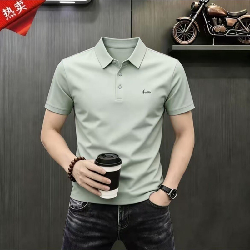 New men's short-sleeve shirt with a turn-down collar, fashionable slim-fit T-shirt, trendy and versatile men's clothing New men's short-sleeve shirt with a turn-down collar, fashionable slim-fit T-shirt, trendy and versatile men's clothing