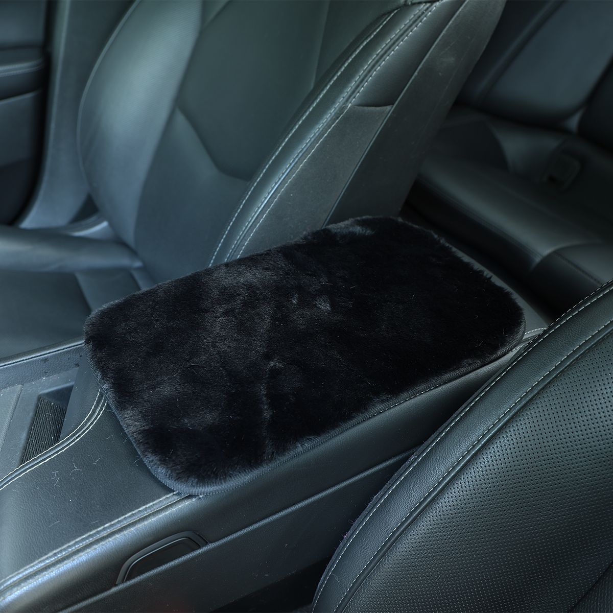 Winter plush armrest cushion for car, cross-border dropshipping