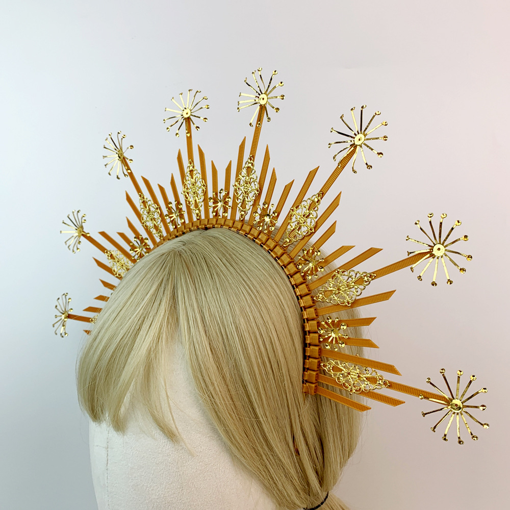 Holiday, Daily Occasion Plastic, Resin Material Crown Pattern Retro Crown Plastic Resin Three-dimensional Hair Band