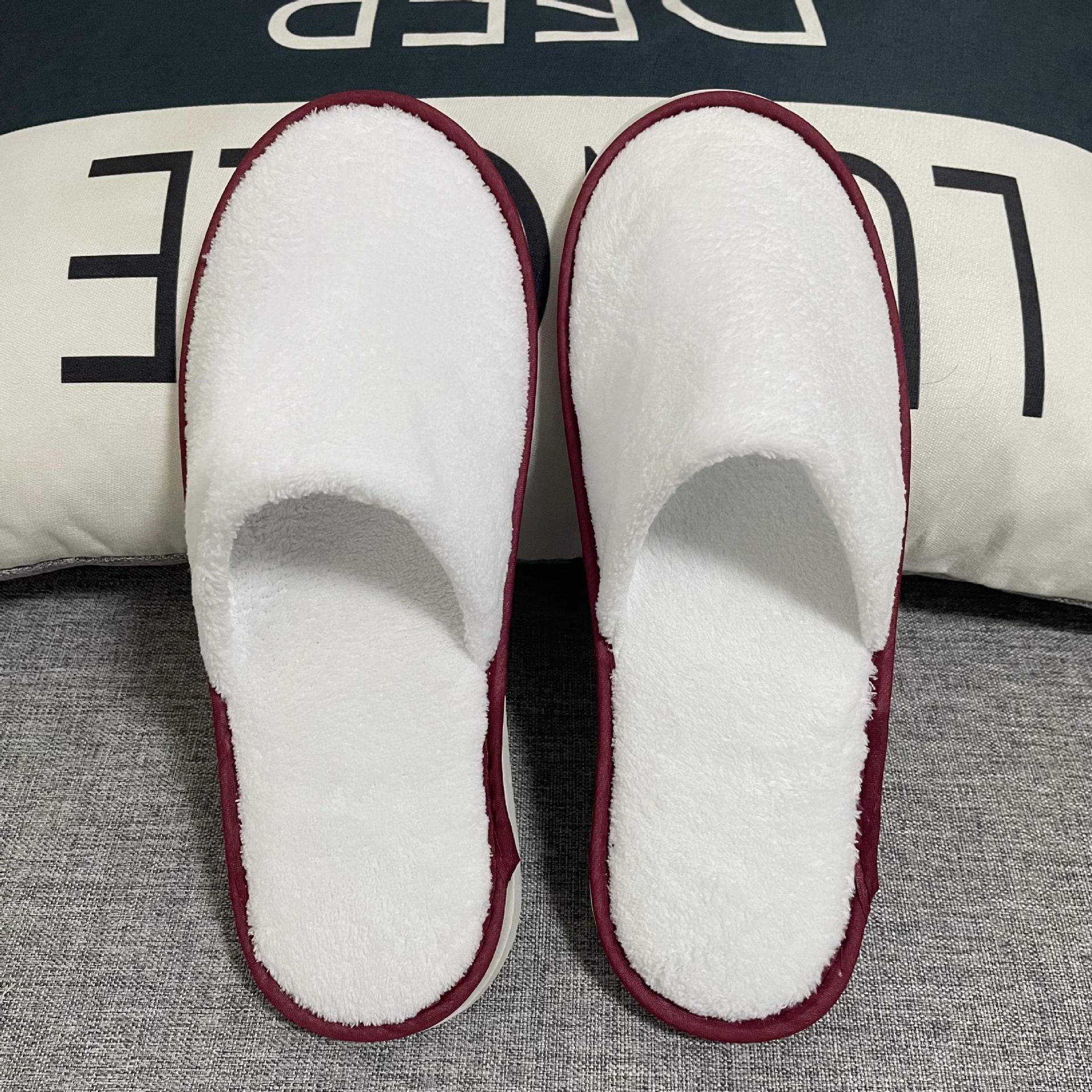 Encrypted white coral velvet with red edges and base