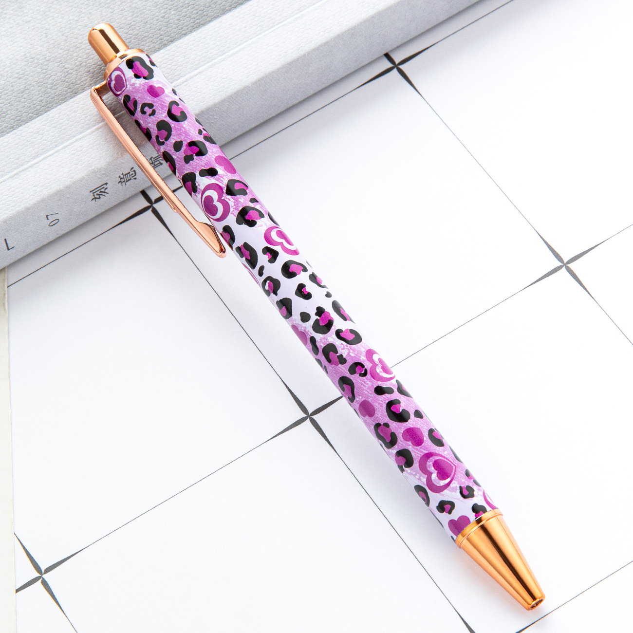 Nuevo Día de San Valentín empuje pluma linda chica corazón estudiante de Metal bolígrafo amor multi-color de transferencia de calor pintura película pluma