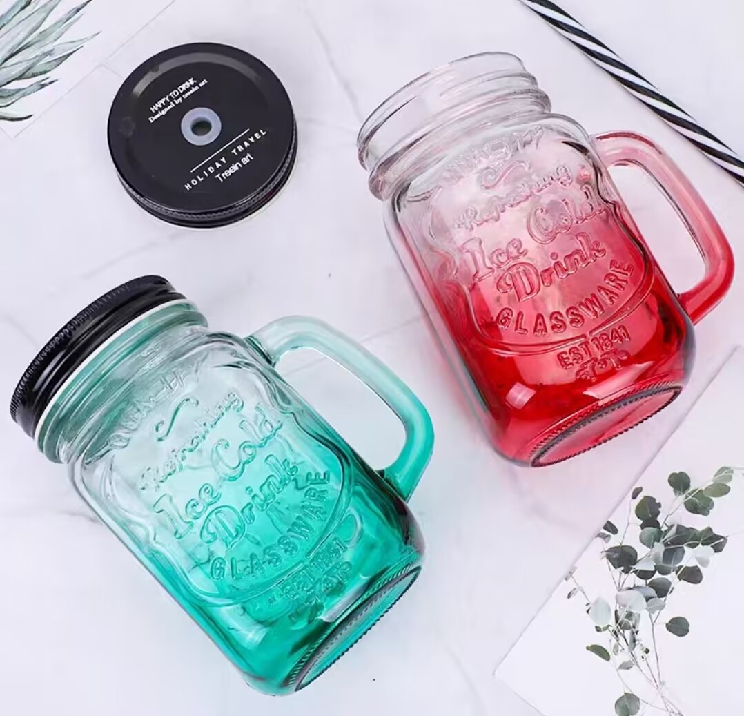 廠家供應公雞杯玻璃杯把手杯梅森杯創意帶蓋吸管飲料杯果汁杯