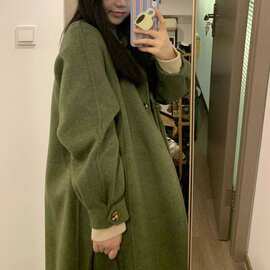 绿色呢子大衣女2023冬季新款毛呢外套赫本风小个子中长款韩系气质