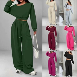 连衣裙;时尚休闲套装;女式T恤