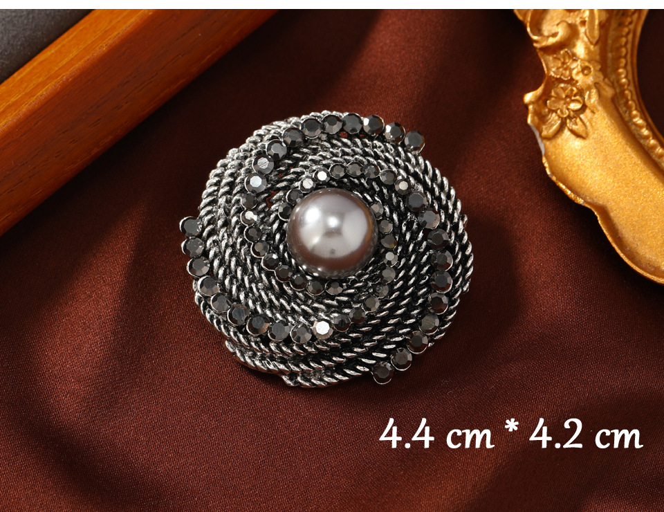 Brooches Classification Elegant Retro Pin Leaf Flower Alloy Plating Inlay Artificial Pearls Rhinestones Unisex Brooches