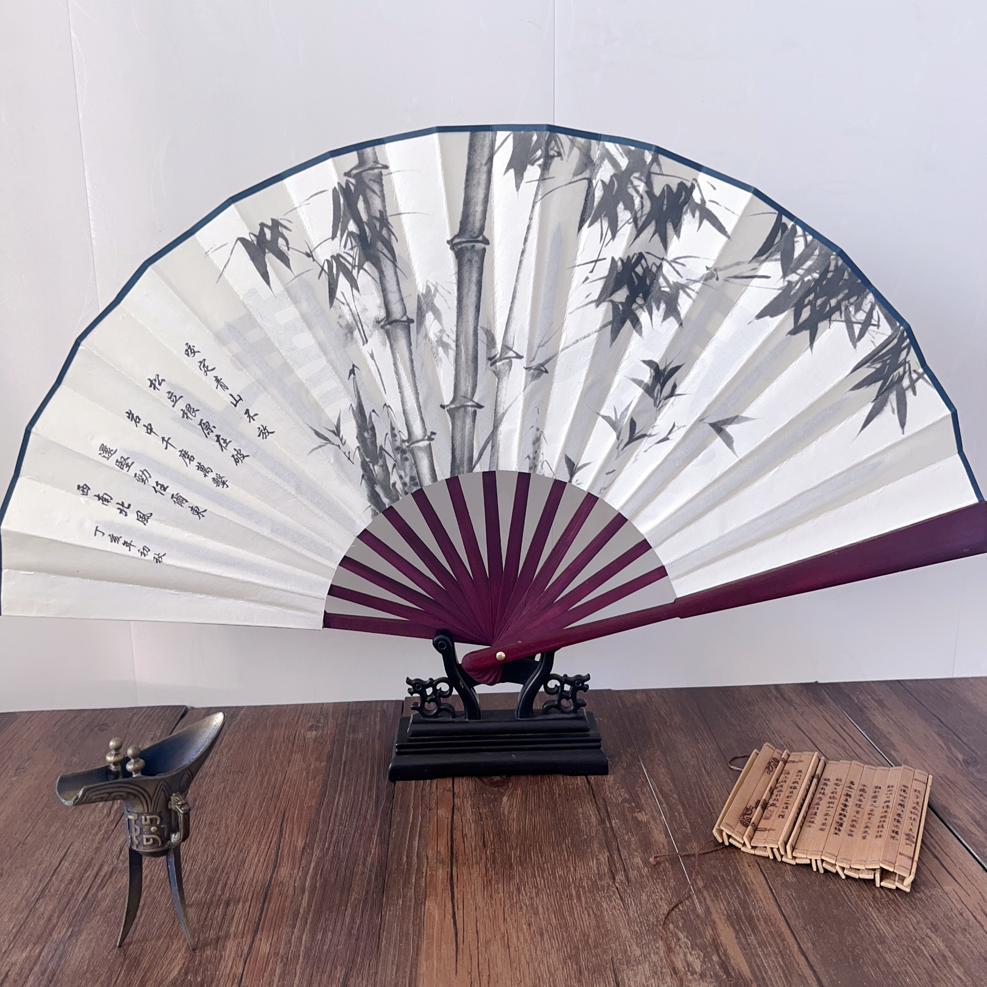 10 인치 흰색 배경 바람