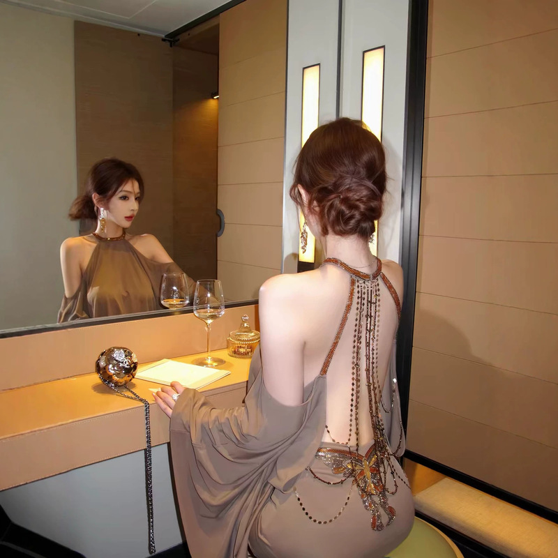 European and American Style Ins [Heavy-Duty Butterfly Rhinestones] Coffee-Colored Halter Sequin Backless Dress, Sexy Waist-Cinching Bodycon Dress