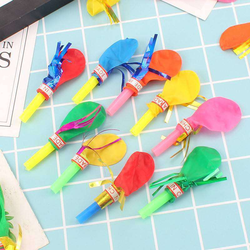 Regalo de los niños de juguete fábrica al por mayor Tire hacia atrás coche de juguete empuje pequeña burbuja palo molino de viento juguete barato mini