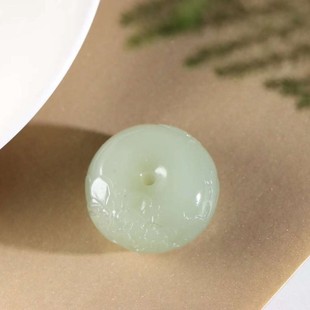Natural Xinjiang Hetian Jade Factory Store Qinghai Material Old Material Ice Clear Water Jade Butterfly Love Flower Bread Buckle Pendant