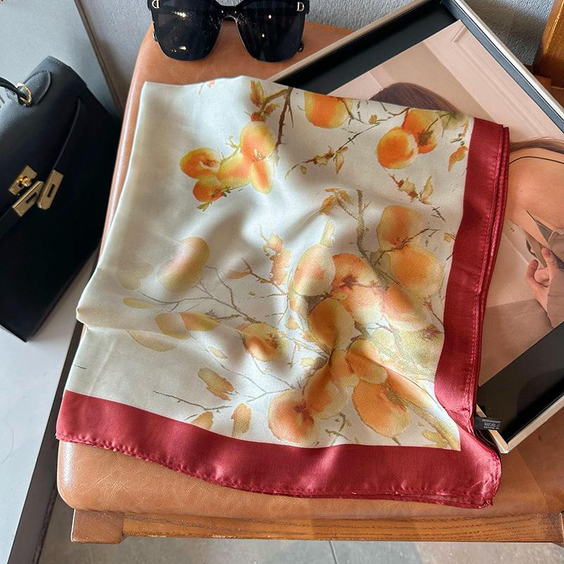 Bufandas de seda para mujeres 2025 primavera y otoño moda versátil temperamento minimalista 65cm bufandas de seda simuladas bufandas delgadas bufandas