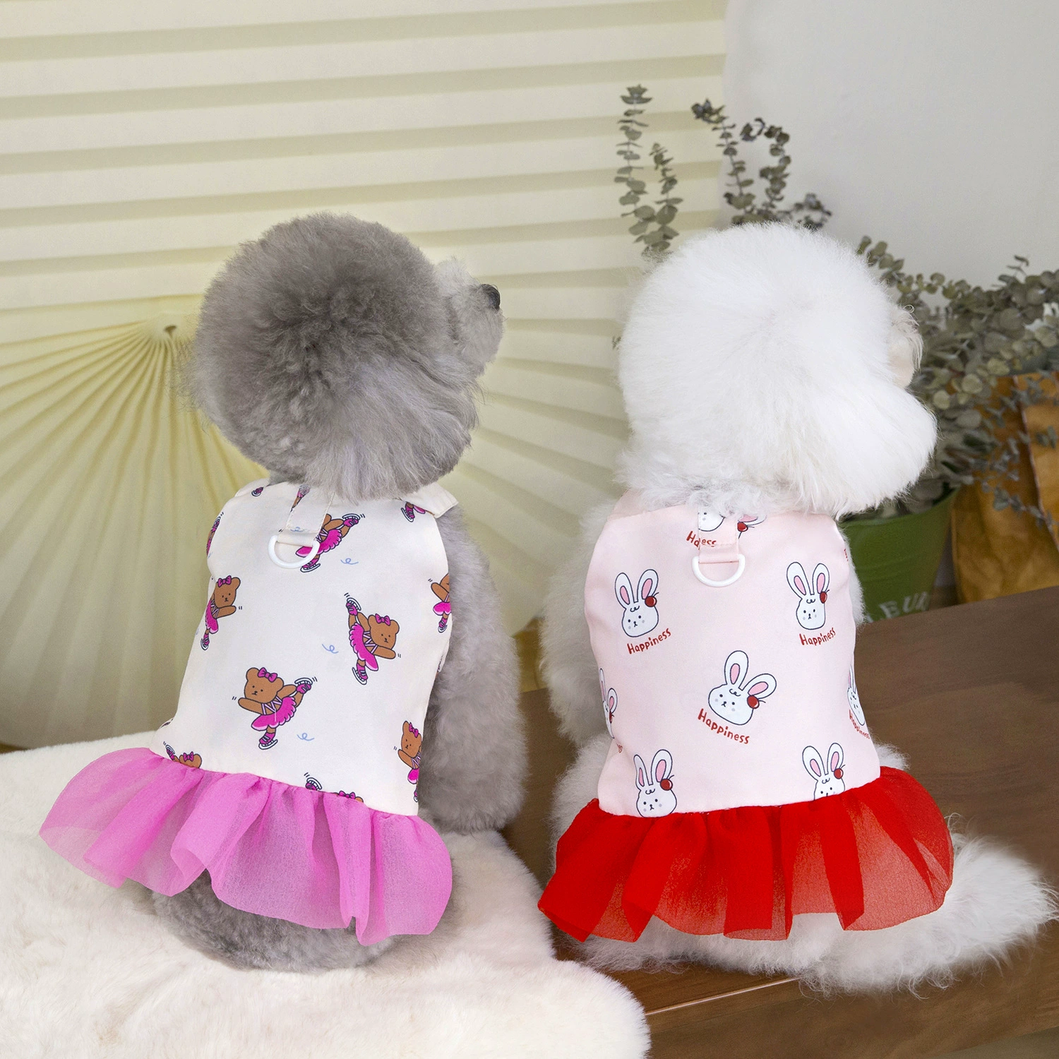 Весенне-летние новые аксессуары для одежды для собак и кошек, сетчатая юбка на ремне для домашних животных, платье, товары для маленьких и средних собак