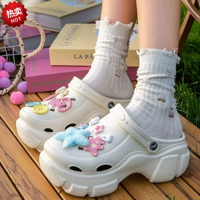 Обувь с толстым дном для женщин 2024 новый интернет-красный увеличен летом носить милые пляжные баотоу холодные тапочки леди