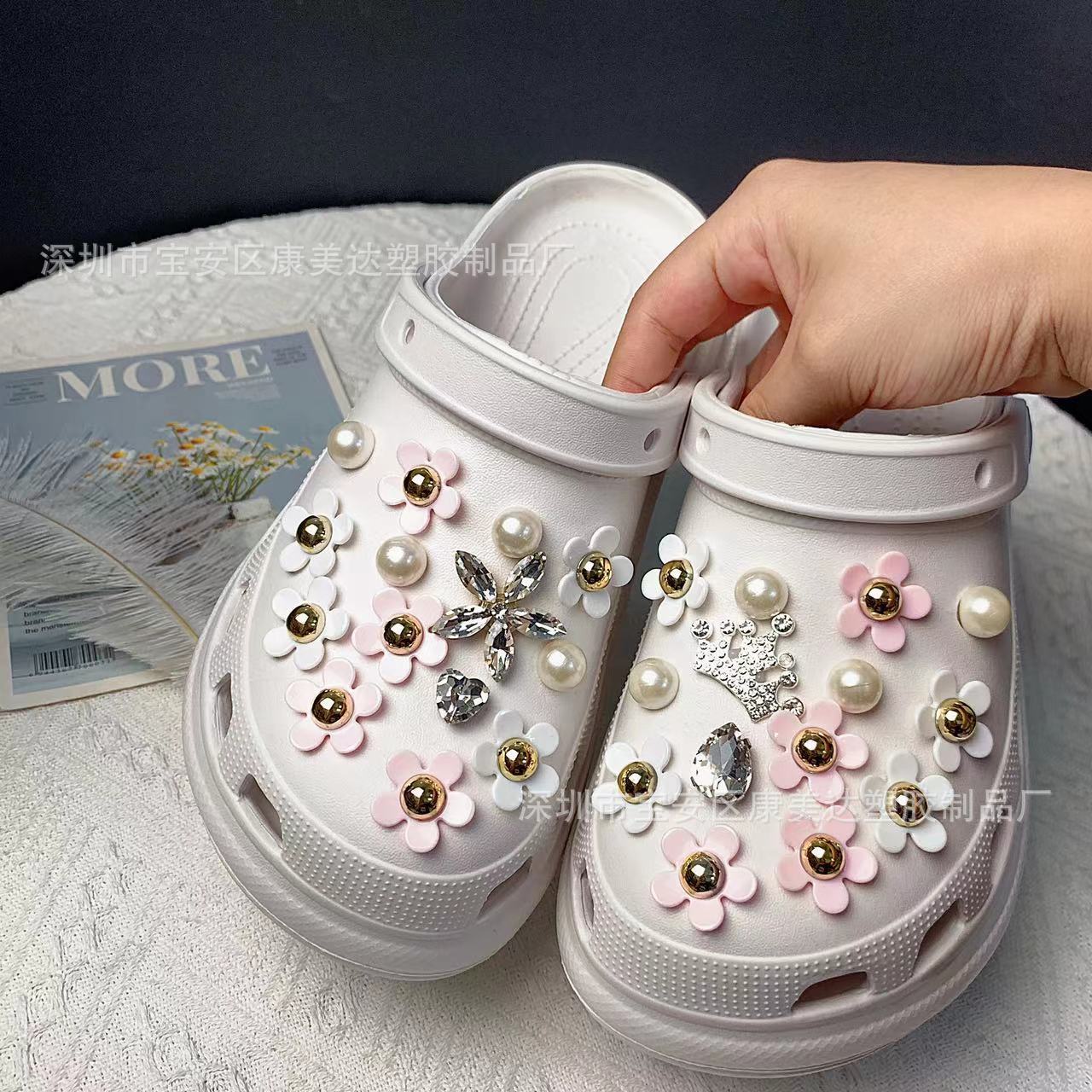 K128-Crystal 다섯 잎 꽃 왕관 세트 (신발 제외)