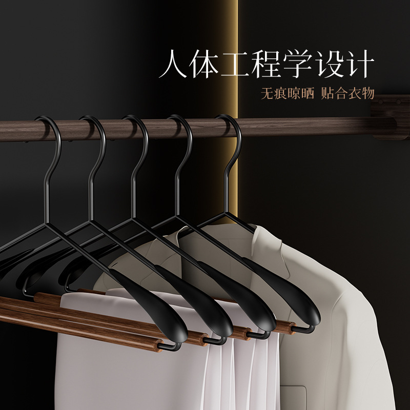 原木铁艺衣架质感宽肩衣挂服装店家用裤架多功能轻奢铁木衣架|undefined