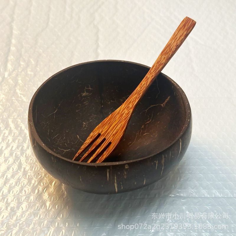 Vietnam Handmade Coconut Shell Bowl Factory Wholesale Natural Wooden Bowl Coconut Shell Bowl Set Hainan Salad Ice Cream Candle