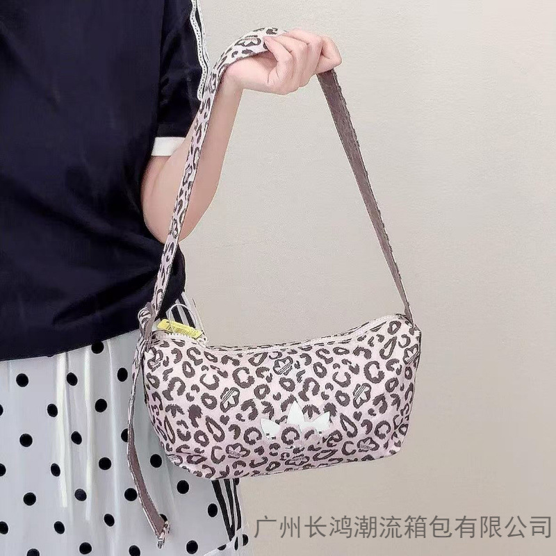 Leopard Print Adidas Trefoil Underarm Bag for Women 2026 New Trendy Shoulder Crossbody Bag Large Capacity Fashion Cloud Bag Leopard Print Adidas Trefoil Underarm Bag for Women 2026 New Trendy Shoulder Crossbody Bag Large Capacity Fashion Cloud Bag
