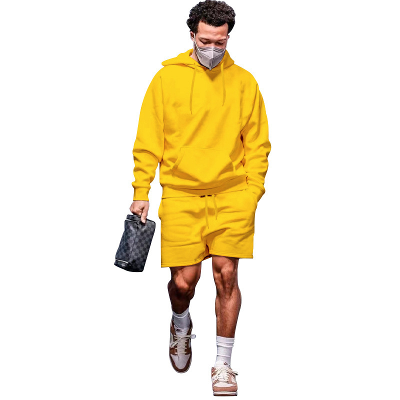 Comercio exterior transfronterizo 2023 Amazon Hombres otoño nuevos hombres forrados de lana suéter con capucha pantalones cortos traje casual