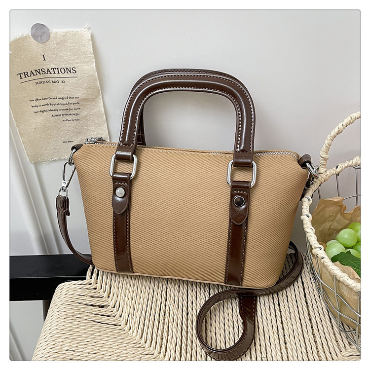 Nuevo cross-border nuevo bolso axilar de textura simple, bolso de mano de moda, bolso de hombro casual.