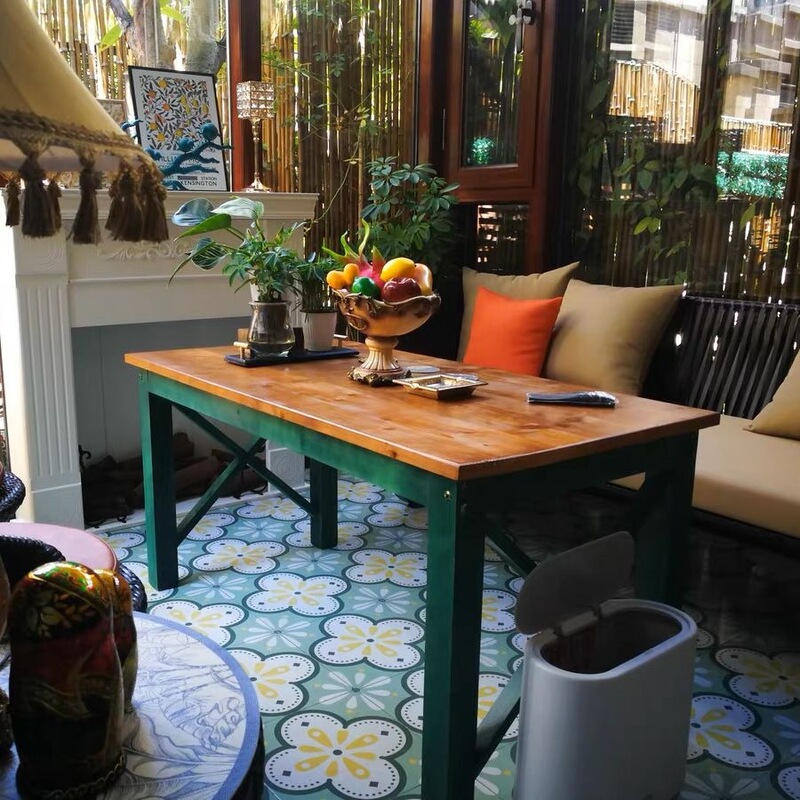 American-style vintage solid wood table and chair set, rectangular distressed balcony table, flower shop table, workbench, fast food table and chairs American-style vintage solid wood table and chair set, rectangular distressed balcony table, flower shop table, workbench, fast food table and chairs