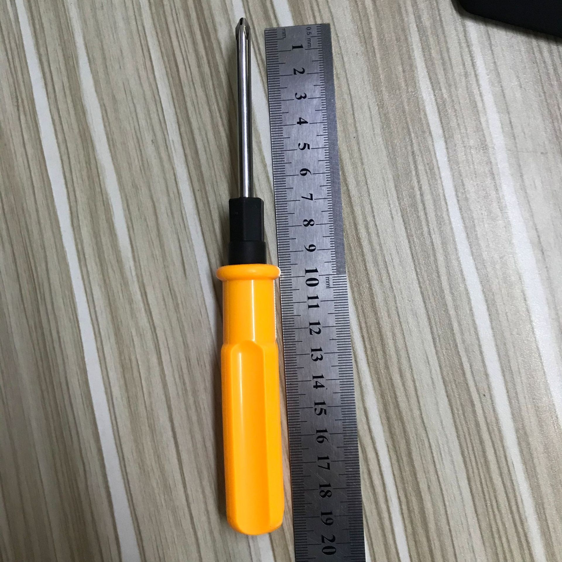 Fabricante de doble uso destornillador 3cm de doble uso 5cm de doble uso 6cm de doble uso destornillador de mango amarillo