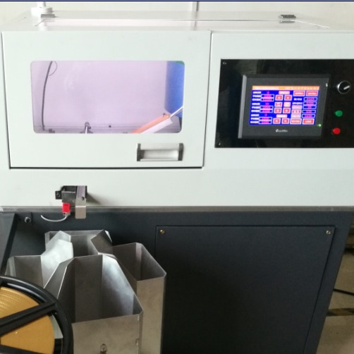 供应高精度水晶头自动插片机，水晶头模具，水晶头生产设备