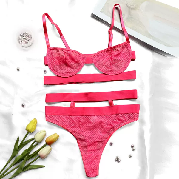 Rose red