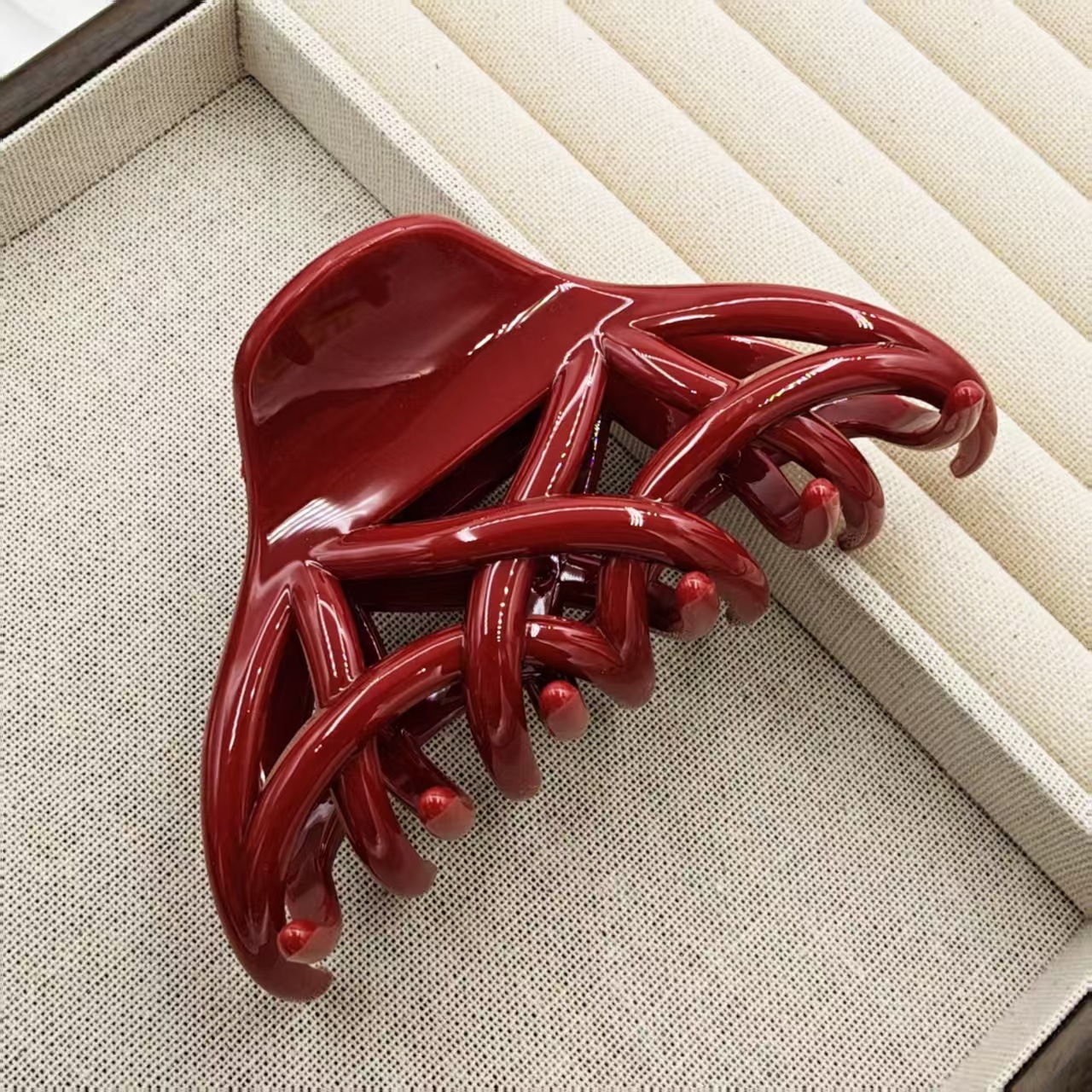 Pinza tipo tiburón extra grande de 13 cm, elegante y resistente