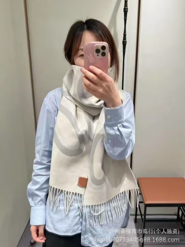 经典新款涂鸦羊毛围巾女时尚秋冬大牌批发羊绒围巾长款百搭披肩围|undefined