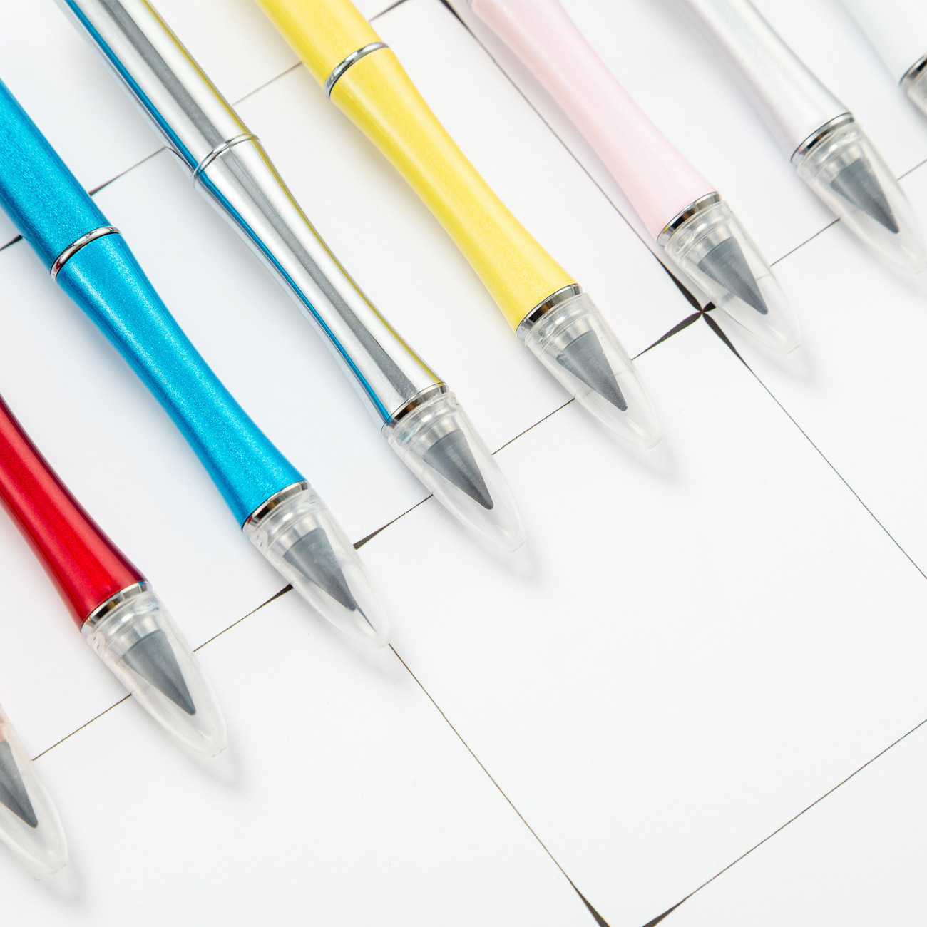 DIY cuentas lápiz dibujo sin cortar sin tinta para escribir lápiz continuo puede imprimir logo en stock lápiz eterno al por mayor