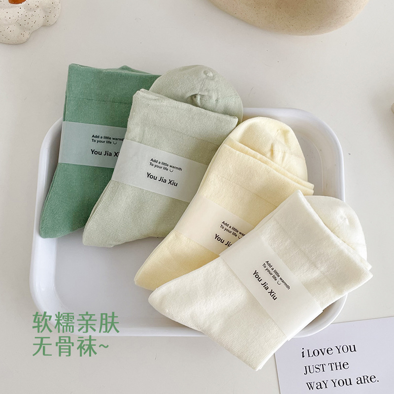 中筒袜子女秋冬月子袜抖音同款女士吸汗无骨松口白色女袜诸暨袜业