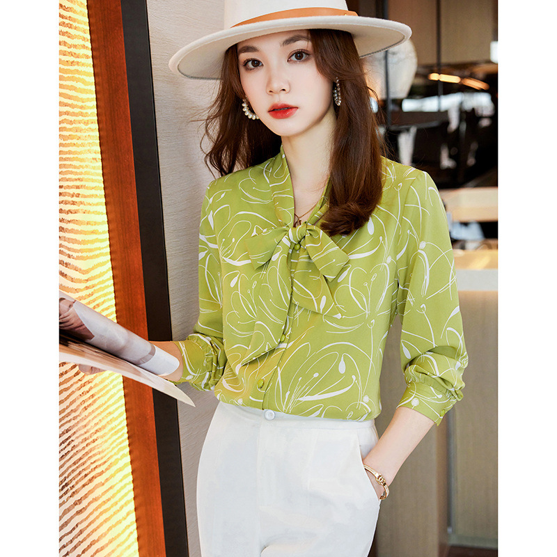 Autumn fashionable elegant long-sleeve