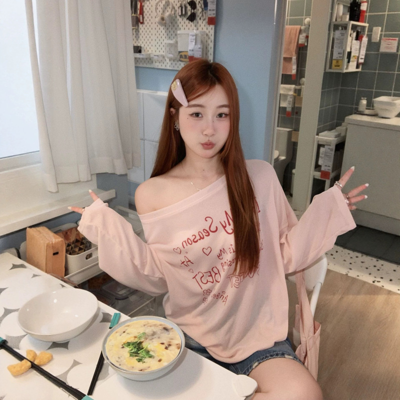 Off-The-Shoulder Pink Sun Protection Cover-Up Long-Sleeved T-Shirt for Women 2026 Summer New Thin Slightly See-Through Top Korean Style