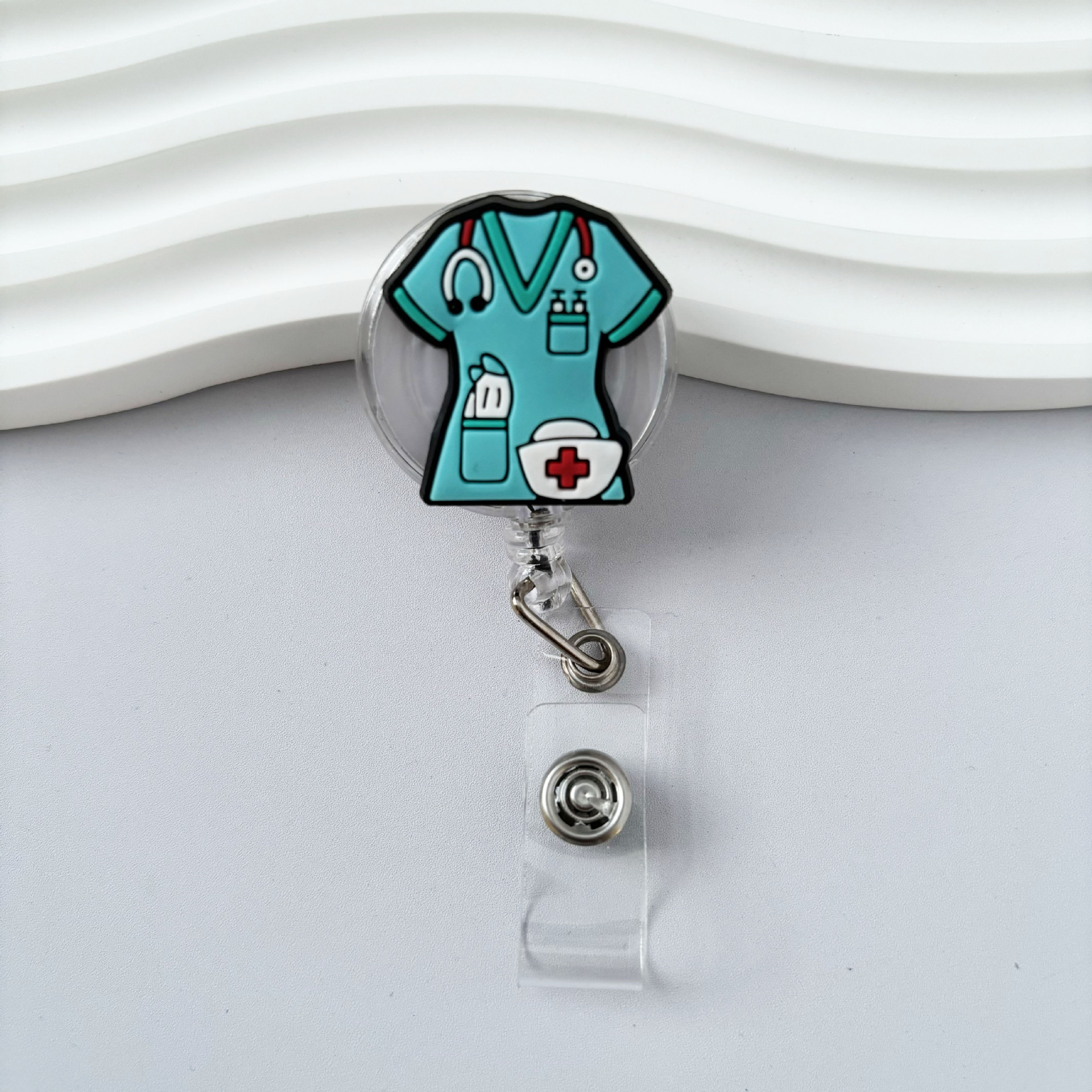 Enfermería placa de pecho botón insignia botón retráctil fácil de tirar de la marca de personal lindo certificado botón de colgante botón dibujos animados botón fácil de tirar