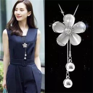 Korean Style Long Sweater Chain Women's Necklace with Tassels, Autumn and Winter Floral Clothing Accessories Pendant, Fashionable Pendant