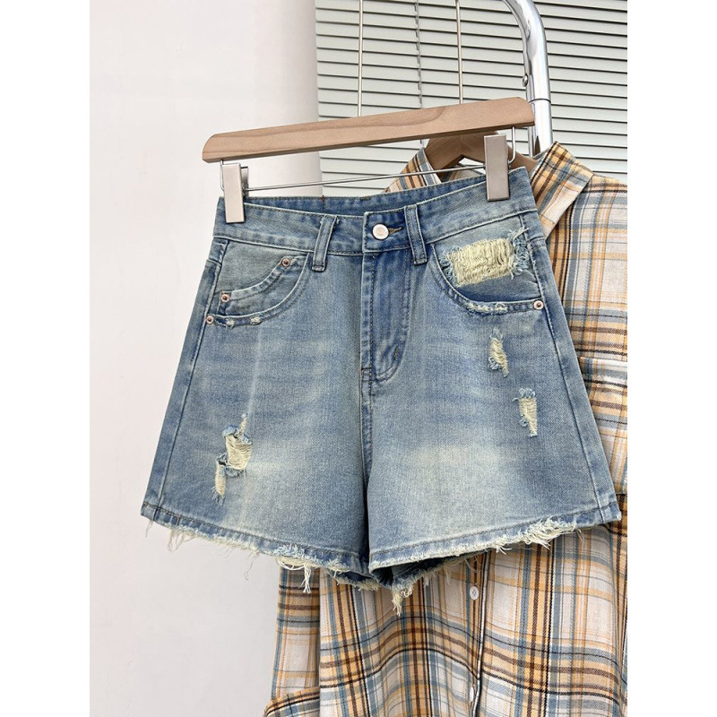 Plus-Size High-Waisted Ripped Denim Shorts for Women, Summer Style, Versatile, Slimming, A-Line Wide-Leg Hot Pants for Petite Girls Plus-Size High-Waisted Ripped Denim Shorts for Women, Summer Style, Versatile, Slimming, A-Line Wide-Leg Hot Pants for Petite Girls